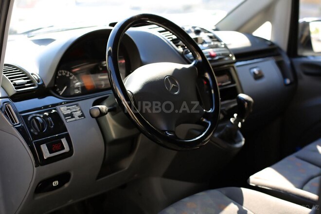 Mercedes Vito 115 2010, 235,000 km - 2.2 l - Bakı