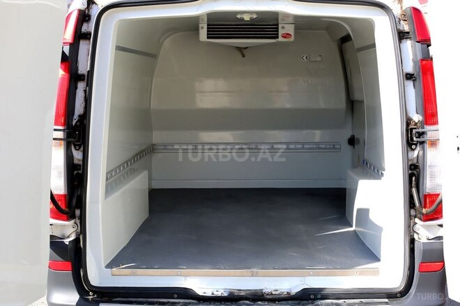 Mercedes Vito 115 2010, 235,000 km - 2.2 l - Bakı