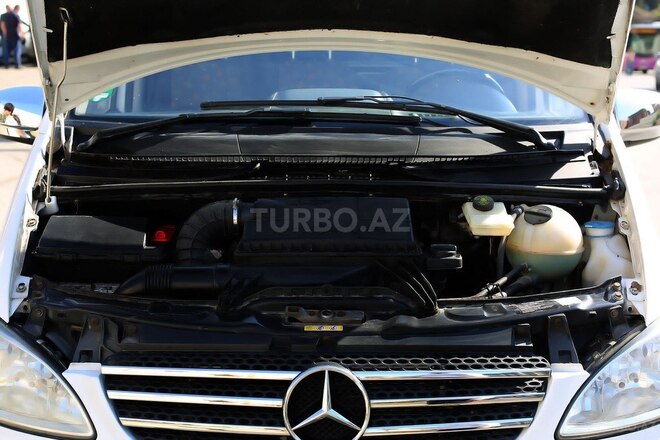 Mercedes Vito 115 2010, 235,000 km - 2.2 l - Bakı