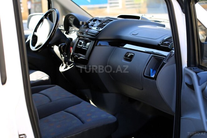 Mercedes Vito 115 2010, 235,000 km - 2.2 l - Bakı