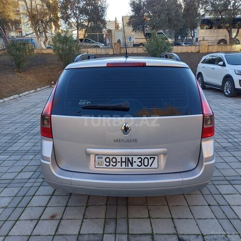 Renault Megane-2