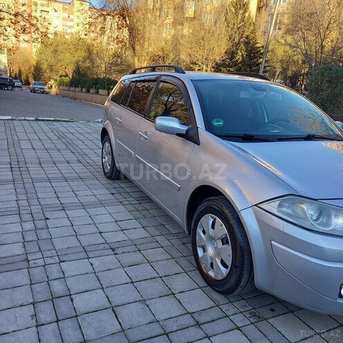 Renault Megane-5