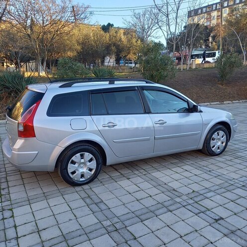 Renault Megane-8