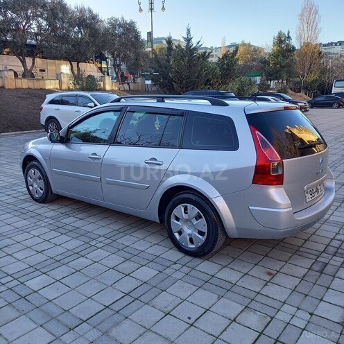 Renault Megane-9