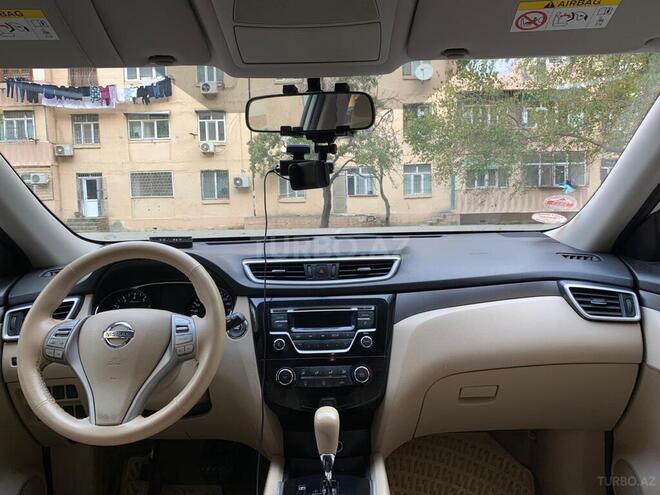 Nissan X-Trail 2014, 210,000 km - 2.5 l - Bakı