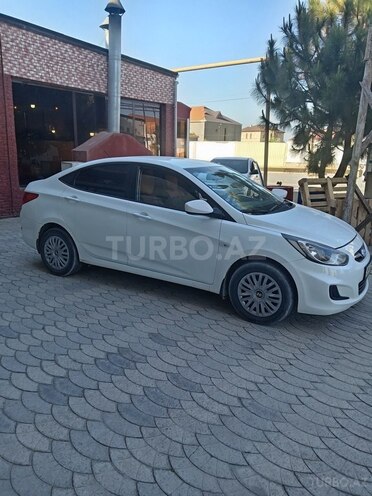 Hyundai Accent 2013, 195,000 km - 1.4 l - Bakı