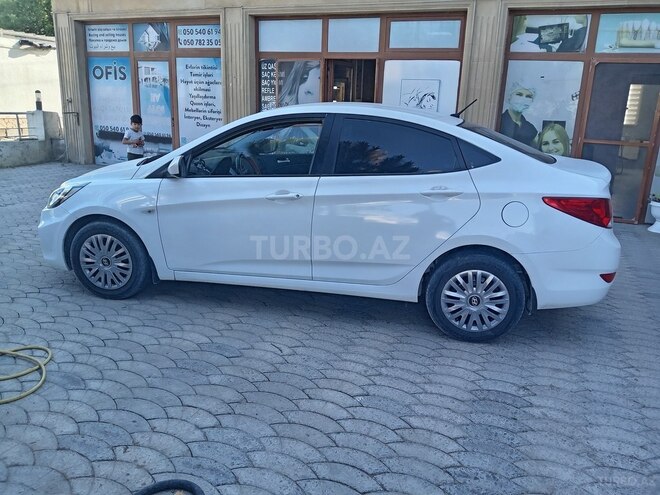 Hyundai Accent 2013, 195,000 km - 1.4 l - Bakı