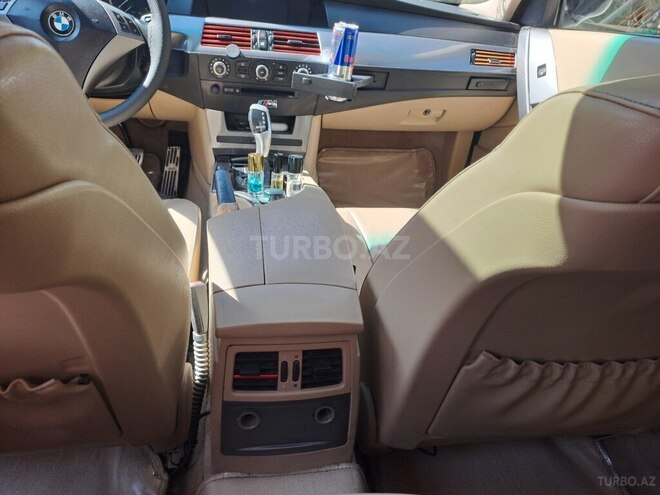 BMW 523 2007, 212,000 km - 2.5 l - Bakı