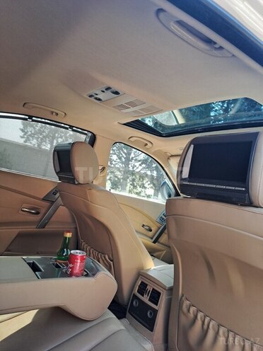 BMW 523 2007, 212,000 km - 2.5 l - Bakı