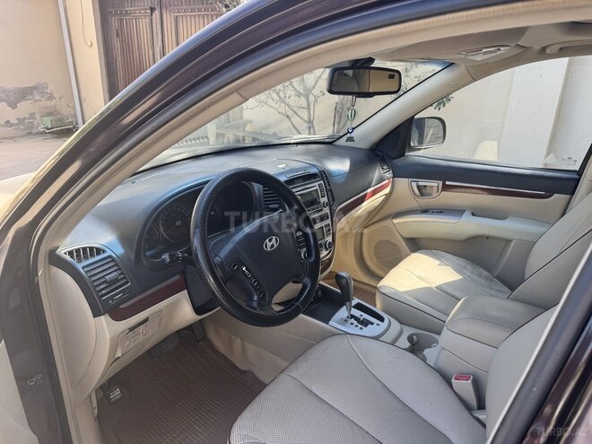 Hyundai Santa Fe-6