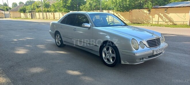 Mercedes E 240 2000, 379,011 km - 2.4 l - İsmayıllı