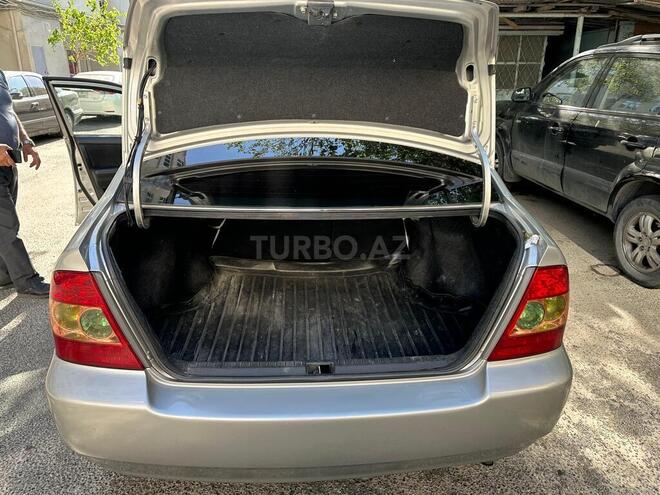 Toyota Corolla 2005, 221,000 km - 1.4 l - Bakı