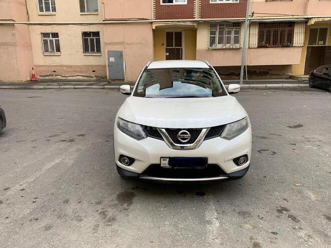 Nissan X-Trail 2014, 210,000 km - 2.5 l - Bakı