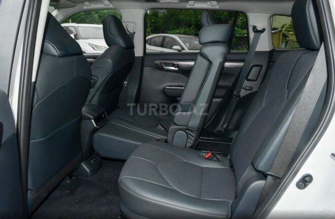 Toyota Highlander 2024, 0 km - 2.0 л - Bakı
