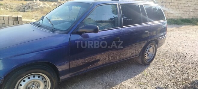 Opel Astra 1995, 48,000 km - 1.6 l - Sumqayıt