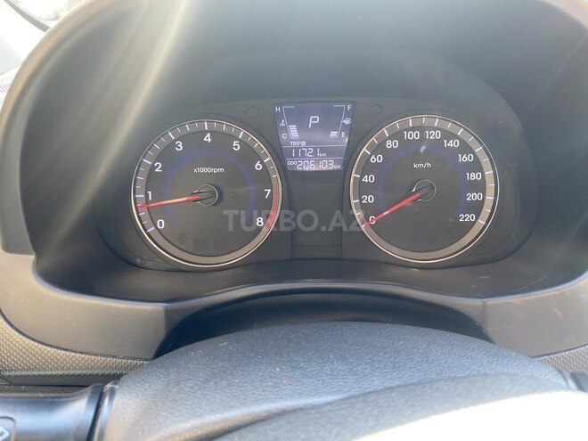 Hyundai Accent 2012, 200,000 km - 1.4 l - Bakı