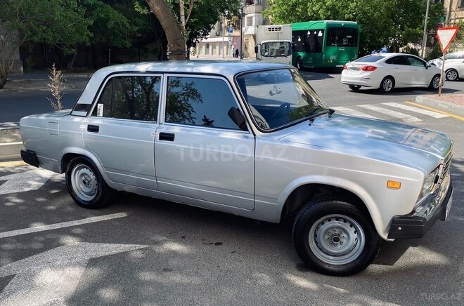 LADA (VAZ) 2107 2010, 90,000 km - 1.6 l - Bakı