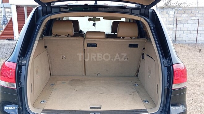 Volkswagen Touareg 2005, 259,054 km - 3.2 l - Ucar