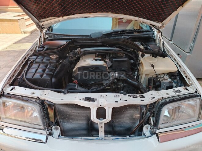 Mercedes C 180 1997, 312,218 km - 1.8 л - Şirvan
