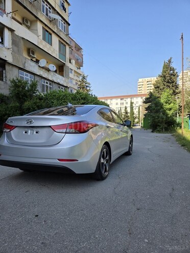 Hyundai Elantra 2015, 104,000 km - 1.8 l - Bakı