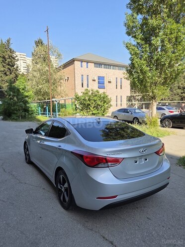 Hyundai Elantra 2015, 104,000 km - 1.8 l - Bakı