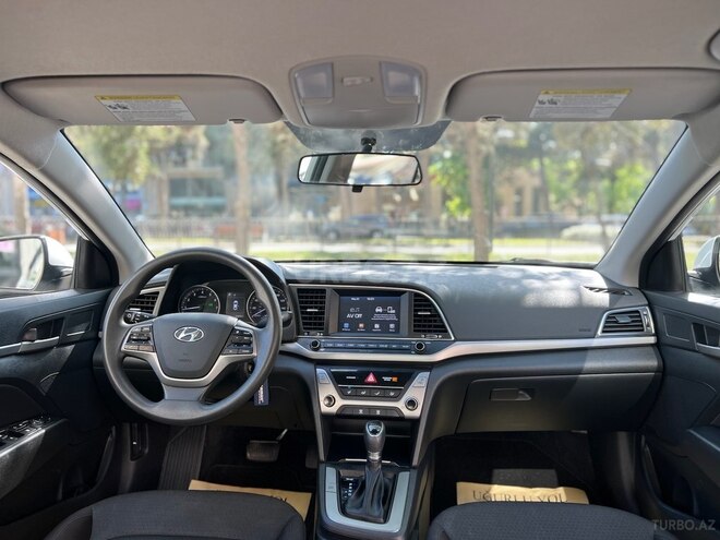 Hyundai Elantra 2018, 54,920 km - 2.0 l - Bakı