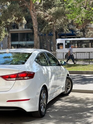 Hyundai Elantra 2018, 54,920 km - 2.0 l - Bakı