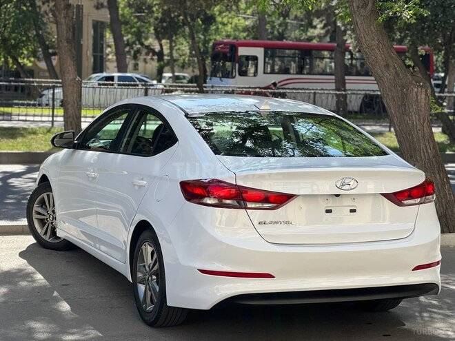Hyundai Elantra 2018, 54,920 km - 2.0 l - Bakı