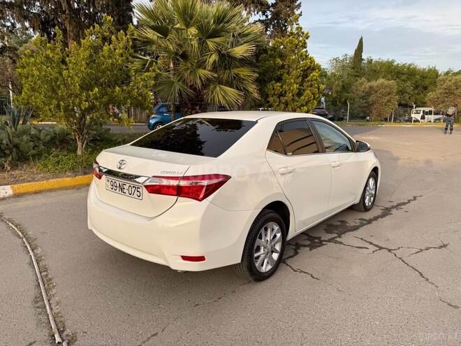 Toyota Corolla 2014, 188,000 km - 1.6 l - Bakı