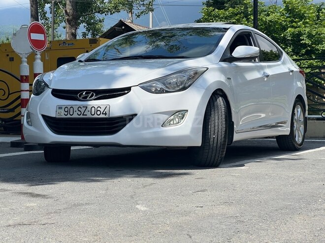 Hyundai Elantra 2013, 185,000 km - 1.6 l - İsmayıllı