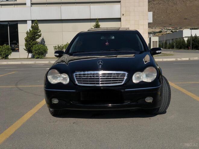 Mercedes C 180 2000, 260,042 km - 1.8 л - Bakı