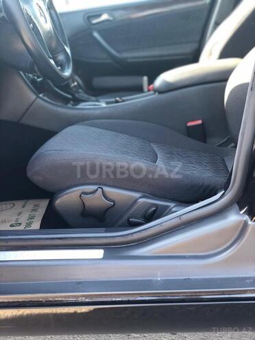 Mercedes C 180 2000, 260,042 km - 1.8 л - Bakı