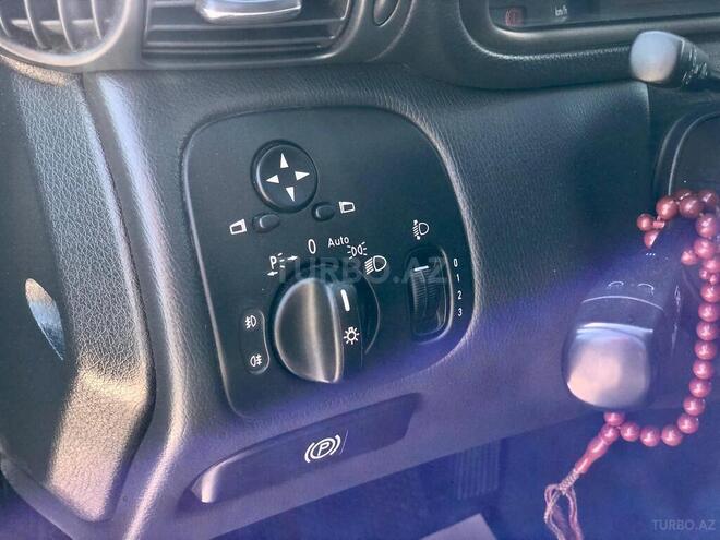 Mercedes C 180 2000, 260,042 km - 1.8 л - Bakı