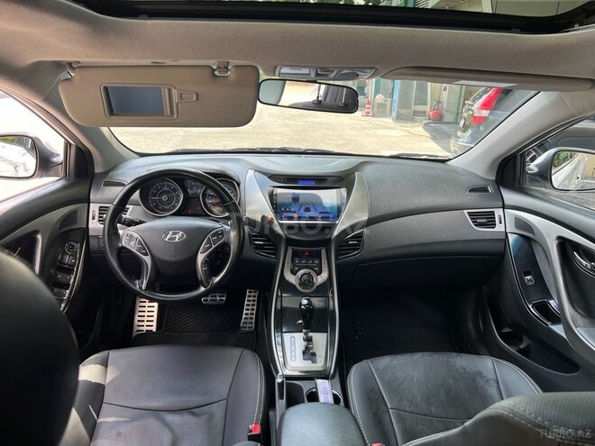 Hyundai Elantra 2013, 185,000 km - 1.6 l - İsmayıllı