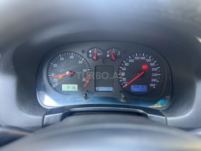 Volkswagen Golf 2000, 230,000 km - 1.6 l - Bakı