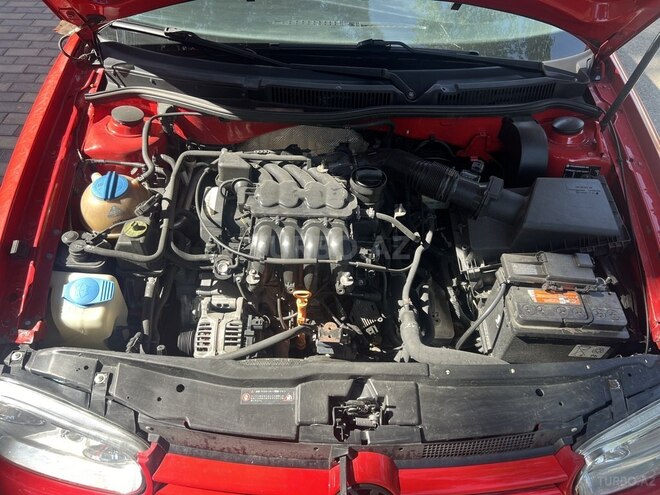 Volkswagen Golf 2000, 230,000 km - 1.6 l - Bakı