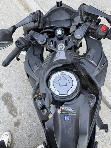 Yamaha R15S 2024, 1,300 km - 0.2 l - Bakı