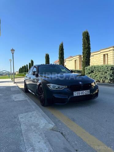 BMW 320-3