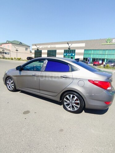 Hyundai Accent 2017, 178,459 km - 1.6 l - Bakı
