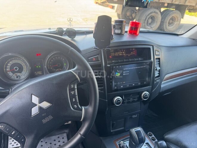 Mitsubishi Pajero 2008, 237,400 km - 3.0 л - Bakı