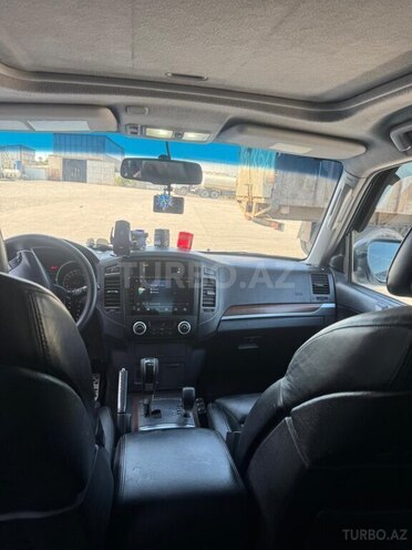 Mitsubishi Pajero 2008, 237,400 km - 3.0 л - Bakı