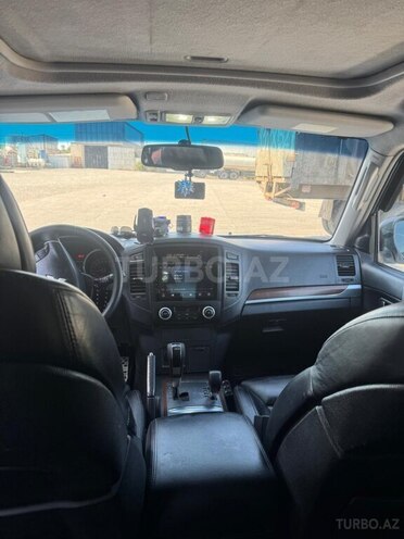 Mitsubishi Pajero 2008, 237,400 km - 3.0 л - Bakı