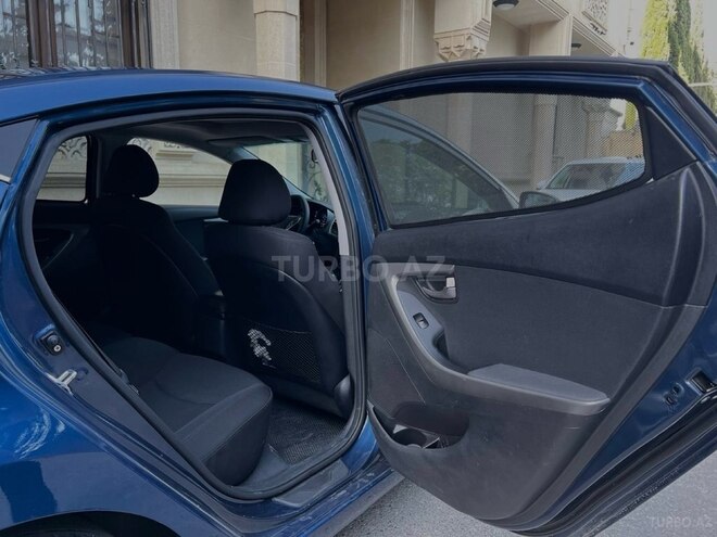 Hyundai Elantra 2015, 194,000 km - 1.8 л - Bakı