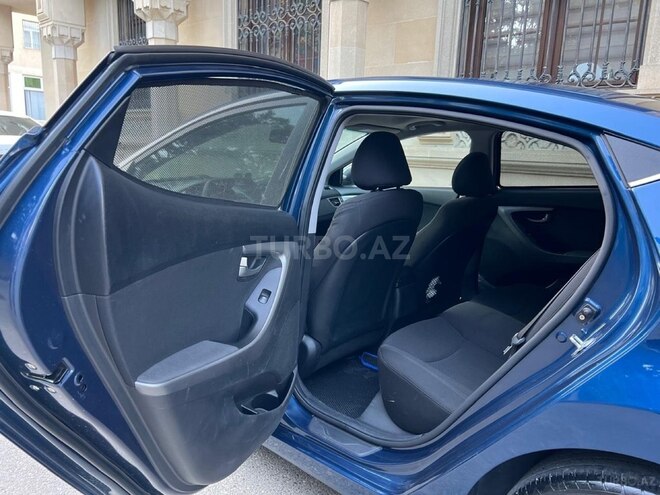 Hyundai Elantra 2015, 194,000 km - 1.8 л - Bakı