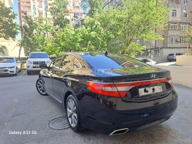 Hyundai Grandeur 2015, 178,000 km - 2.2 l - Bakı