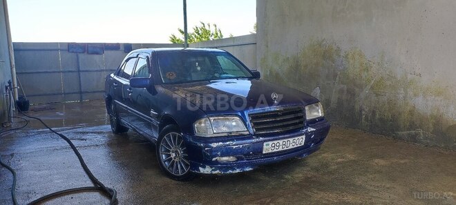 Mercedes C 220 d 2000, 742,000 km - 2.2 л - Bakı