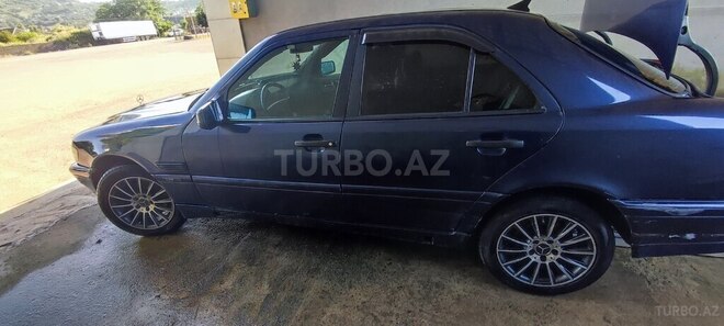 Mercedes C 220 d 2000, 742,000 km - 2.2 л - Bakı