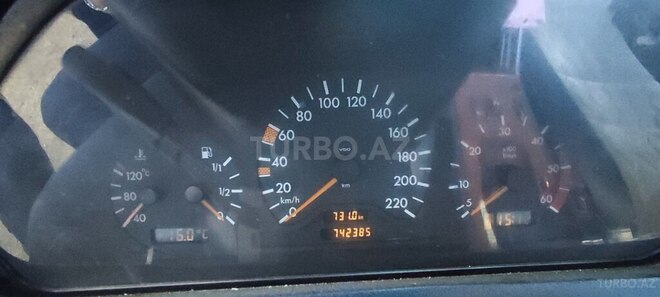 Mercedes C 220 d 2000, 742,000 km - 2.2 л - Bakı