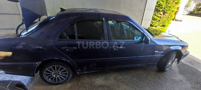Mercedes C 220 d 2000, 742,000 km - 2.2 л - Bakı