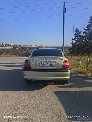 Opel Vectra 1996, 350,000 km - 2.0 l - Bakı